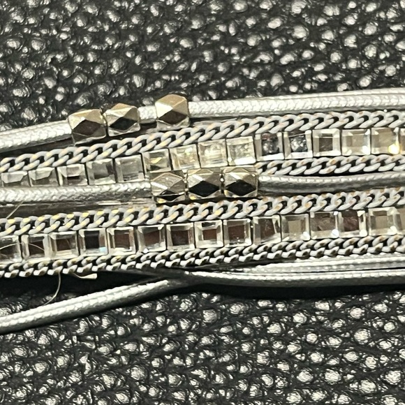 silver multi layer bracelet - Picture 4 of 8